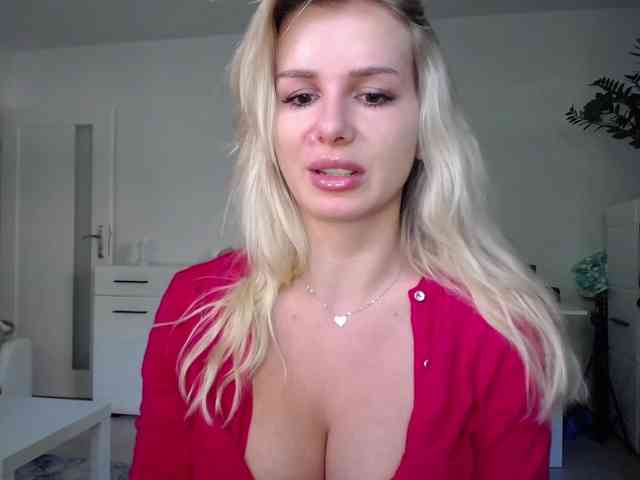 Cornelia22hot webcam