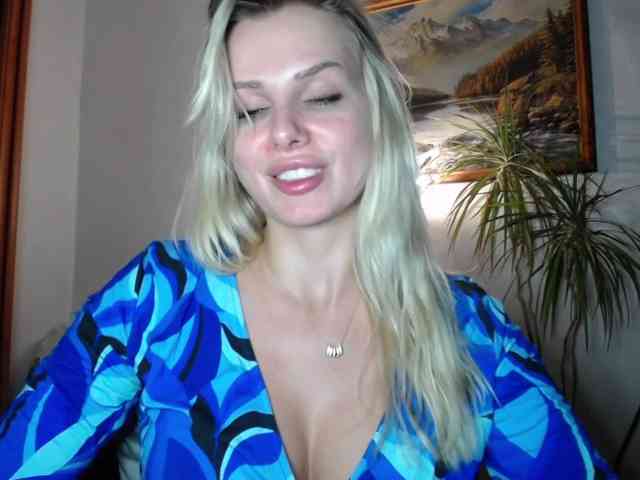 Cornelia22hot webcam