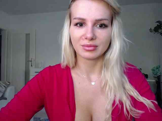 Cornelia22hot webcam