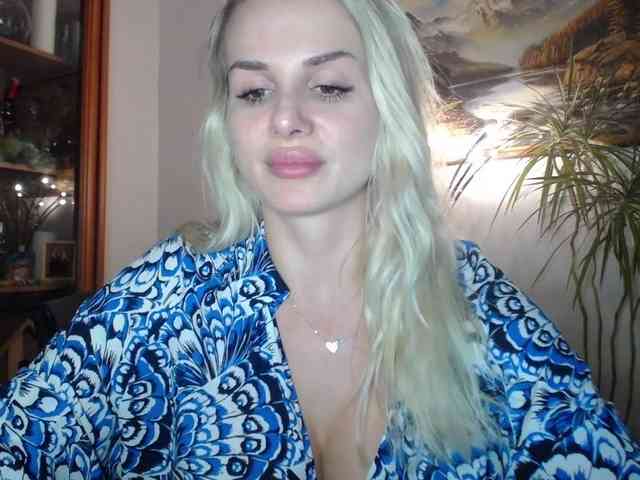 Cornelia22hot webcam