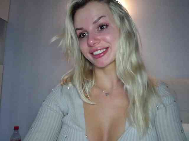 Cornelia22hot webcam