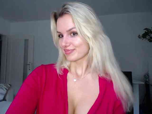 Cornelia22hot webcam