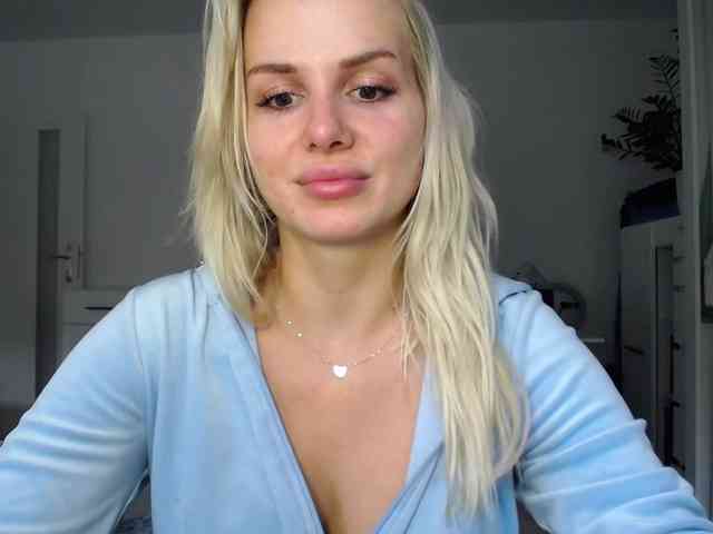 Cornelia22hot