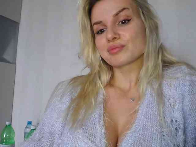 Cornelia22hot webcam