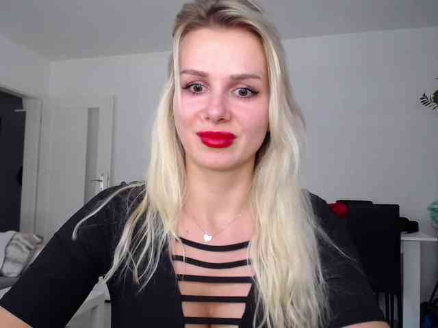 Cornelia22hot webcam