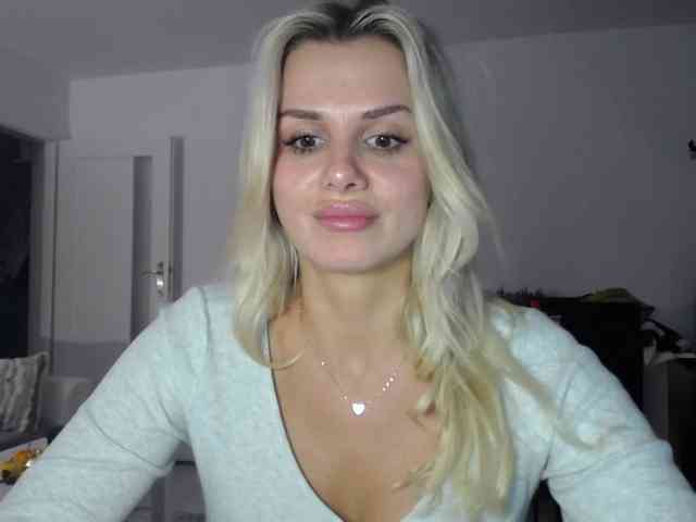 Cornelia22hot