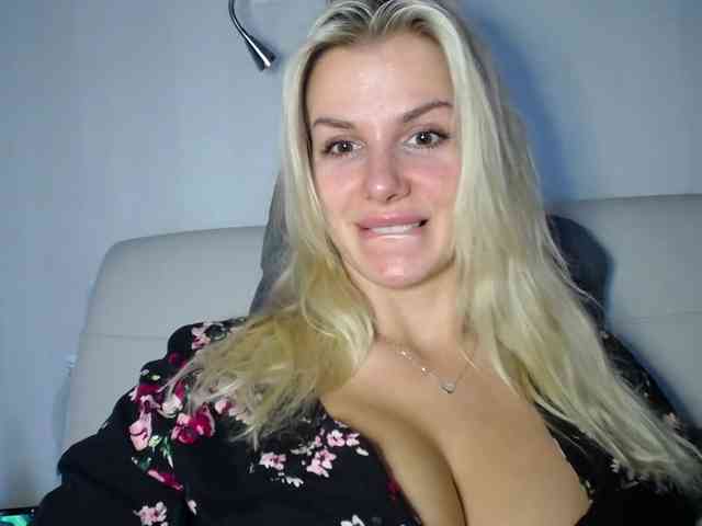 Cornelia22hot Live Webcam on BongaCams