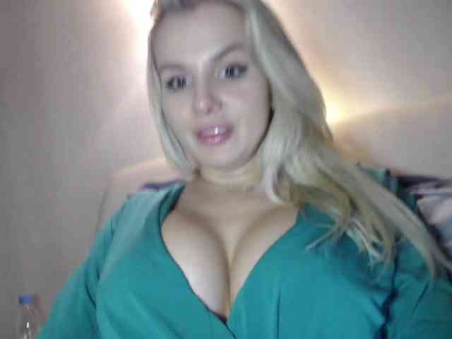 Cornelia22hot webcam