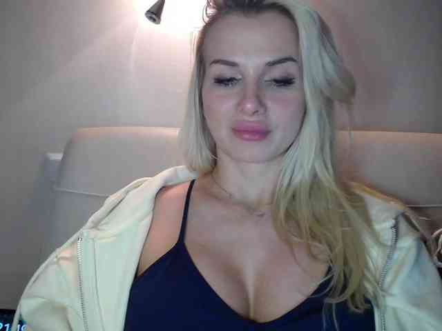 Cornelia22hot webcam