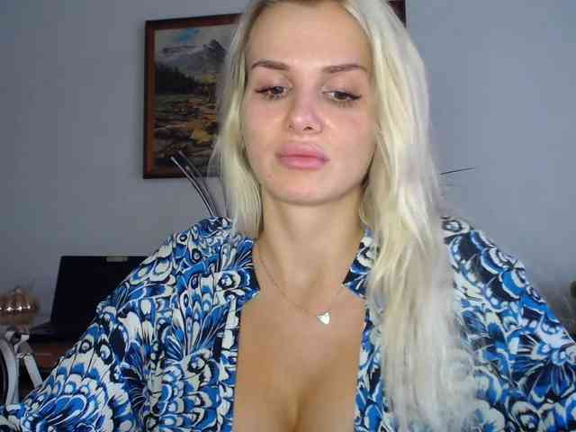 Cornelia22hot webcam
