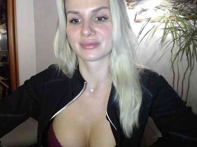Cornelia22hot