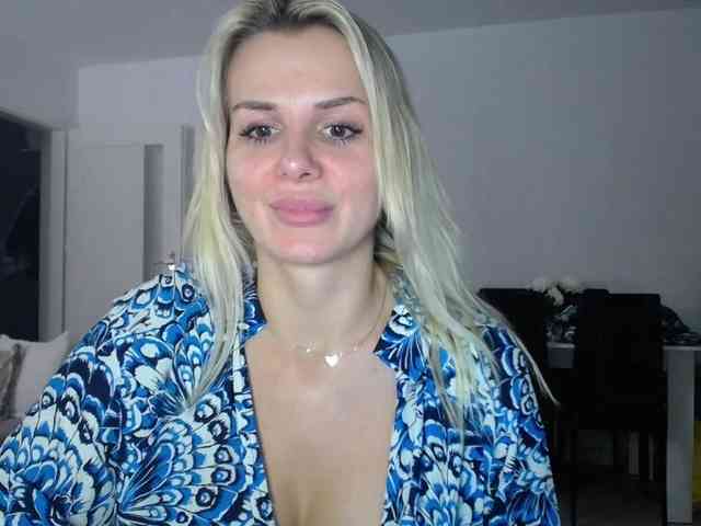 Cornelia22hot webcam