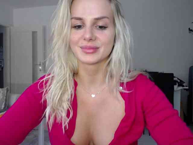 Cornelia22hot webcam