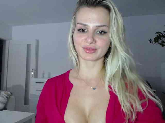 Cornelia22hot webcam