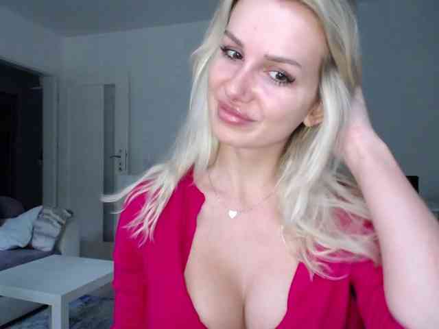 Cornelia22hot webcam