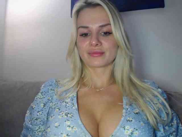 Cornelia22hot webcam