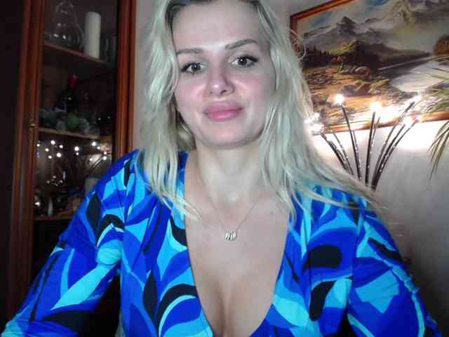 Cornelia22hot webcam