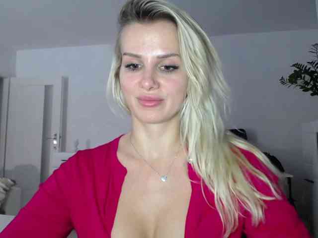 Cornelia22hot webcam