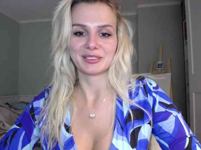 Cornelia22hot webcam