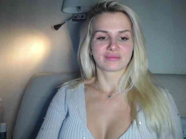 Cornelia22hot webcam