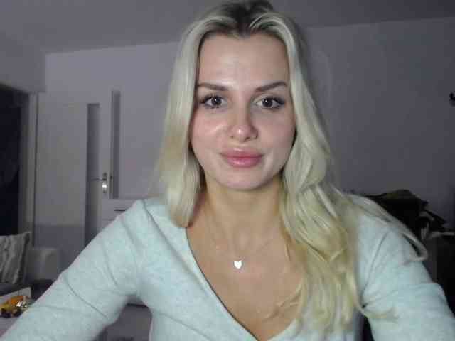 Cornelia22hot