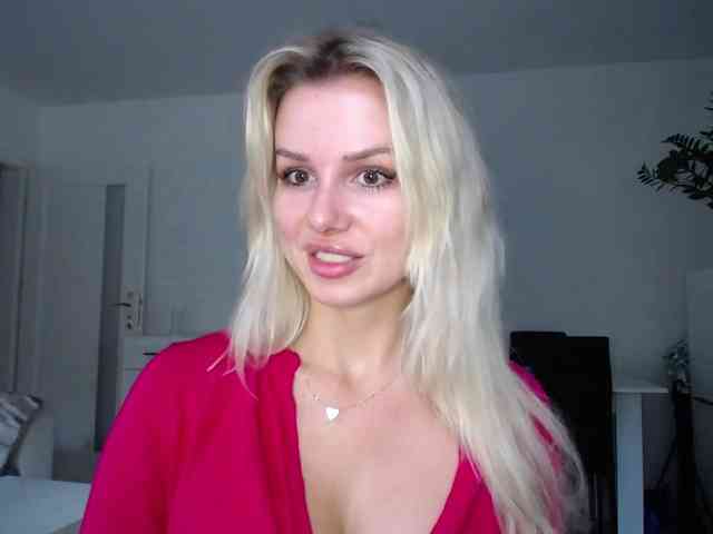 Cornelia22hot webcam