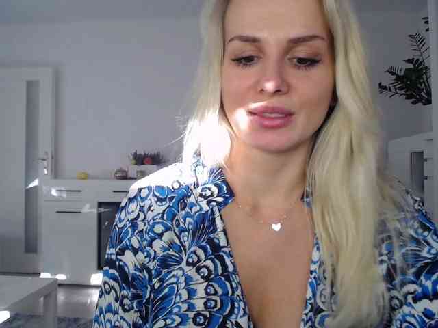 Cornelia22hot webcam