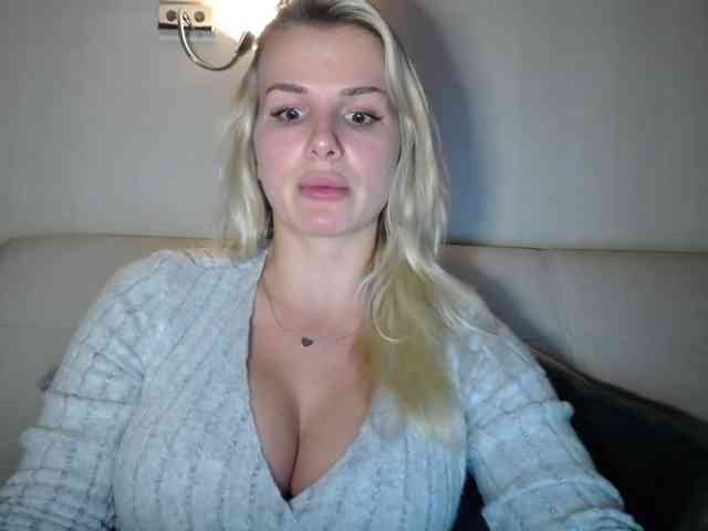 Cornelia22hot webcam