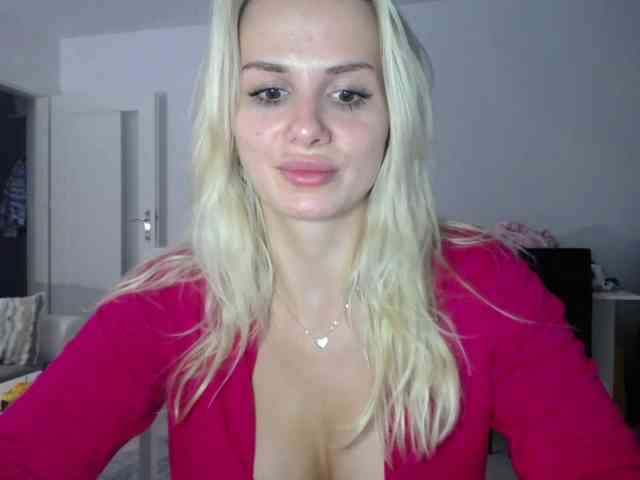 Cornelia22hot webcam