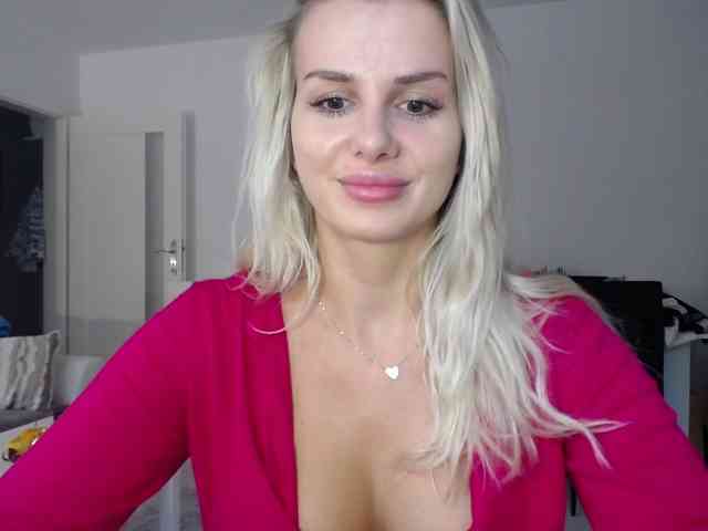 Cornelia22hot webcam