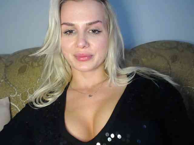 Cornelia22hot webcam