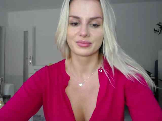 Cornelia22hot webcam
