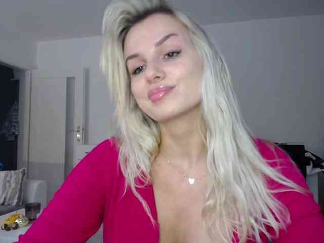 Cornelia22hot webcam