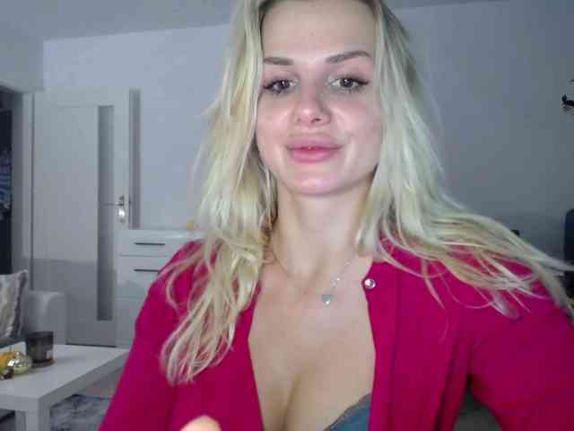 Cornelia22hot webcam