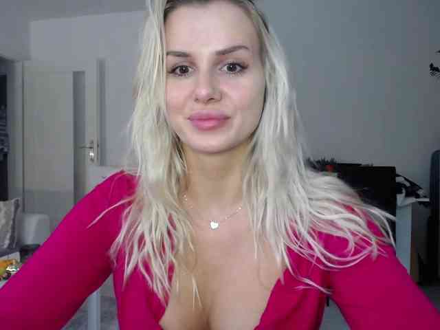 Cornelia22hot webcam