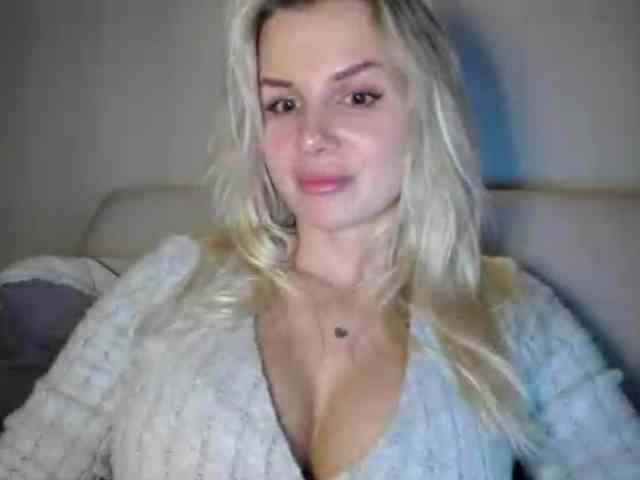 Cornelia22hot webcam