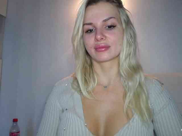 Cornelia22hot webcam