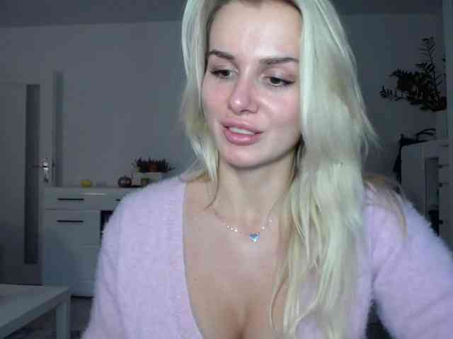 Cornelia22hot webcam