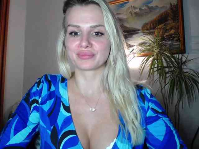 Cornelia22hot webcam
