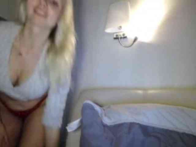 Cornelia22hot webcam