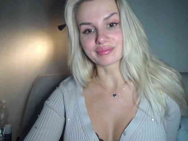 Cornelia22hot webcam