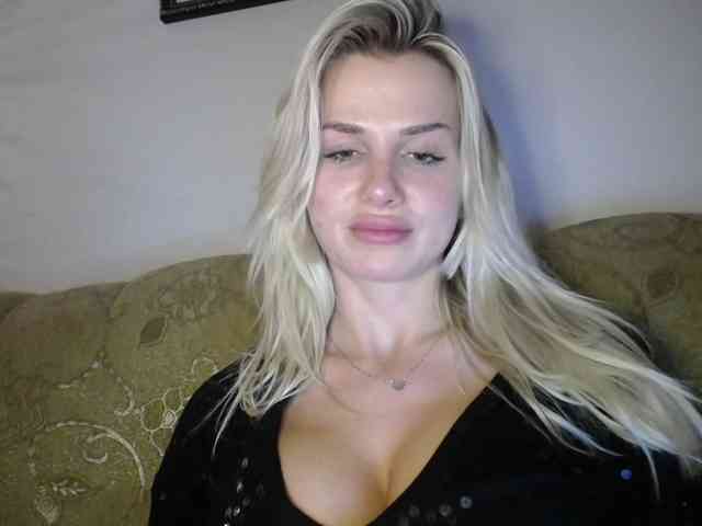 Cornelia22hot webcam