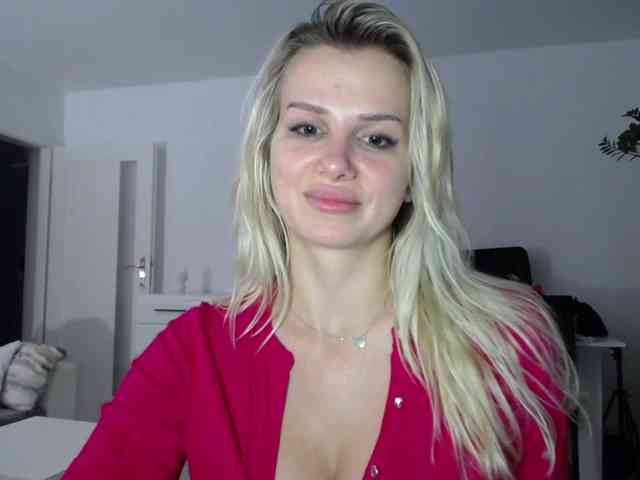 Cornelia22hot webcam