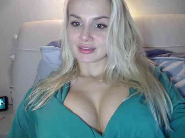 Cornelia22hot webcam