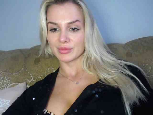 Cornelia22hot webcam