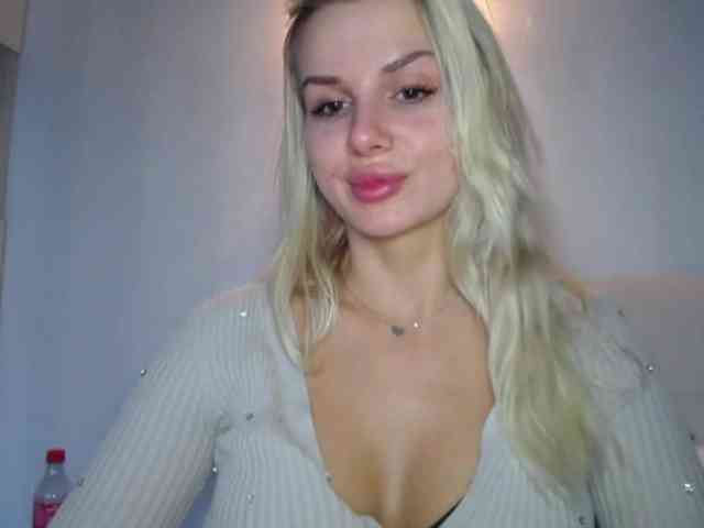 Cornelia22hot webcam