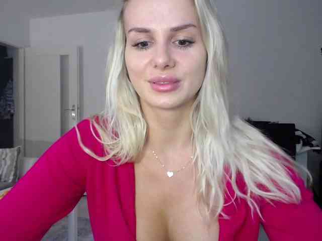 Cornelia22hot webcam