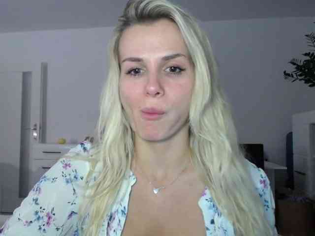 Cornelia22hot