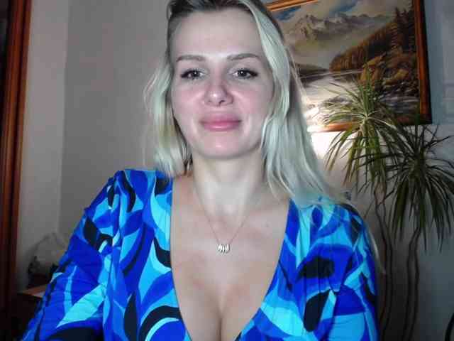 Cornelia22hot webcam