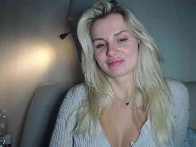 Cornelia22hot webcam